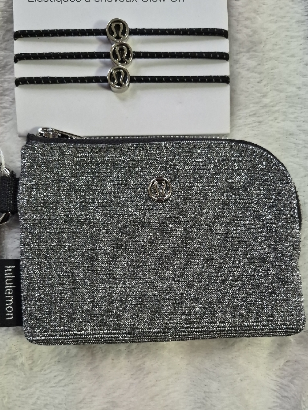 Lululemon Clippable Card Pouch Glitter And Glow On Hair Ties NWT - Picture 2 of 10